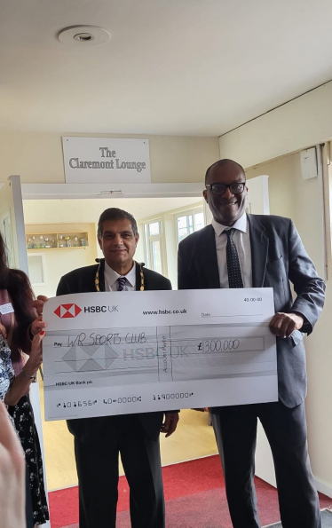 Kwasi presents cheque